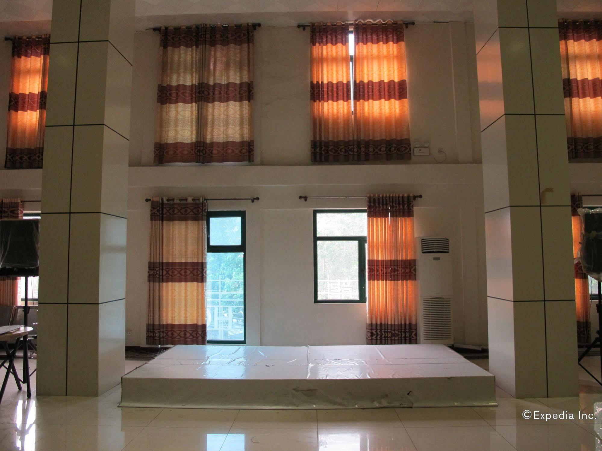 סבו Dragon Home Inn מראה חיצוני תמונה